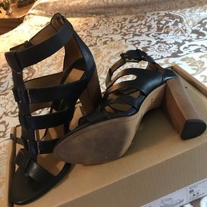 Beautiful Dolce Vita Heels size 8